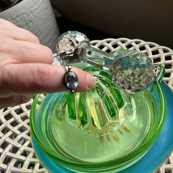 EUC Blue Topaz Ring 6 - Picture 2 of 6